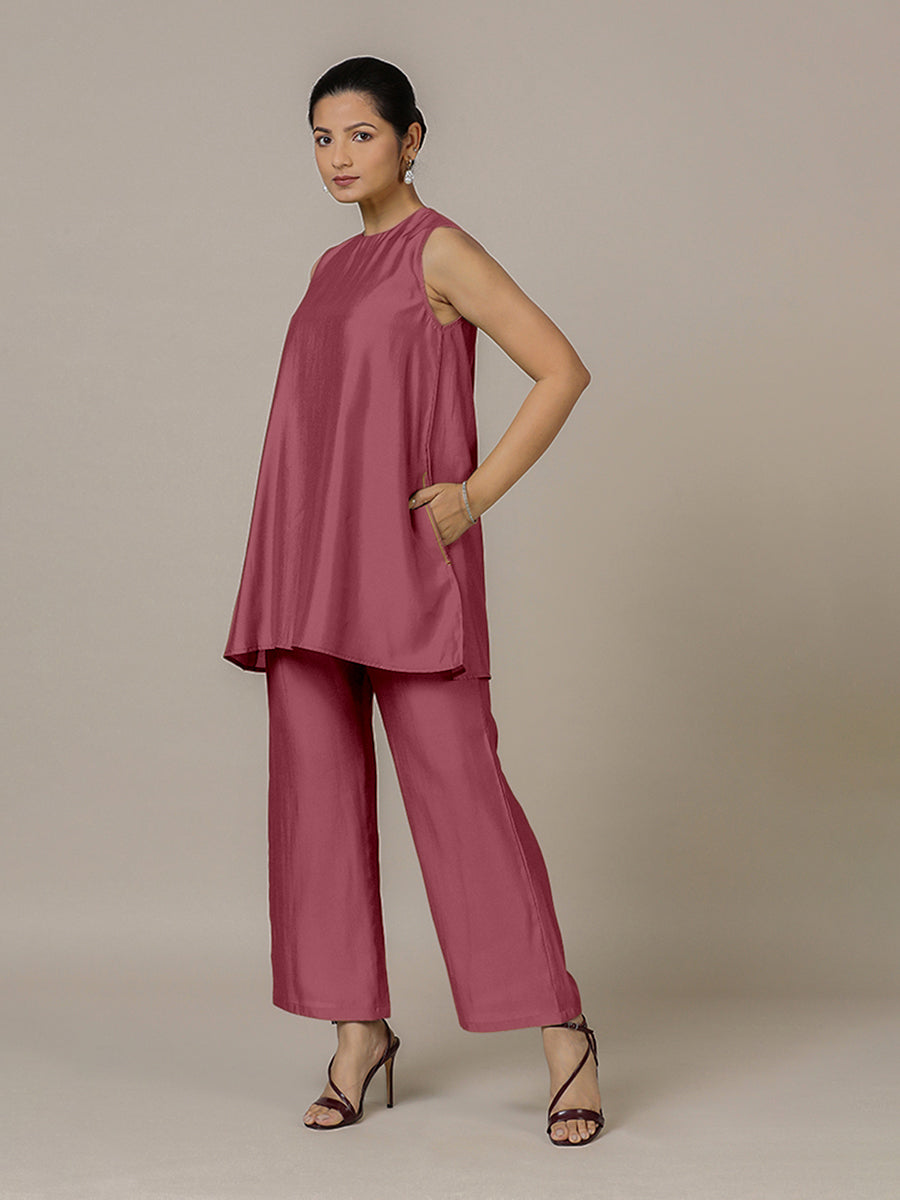 Sana x Rozaana Kurta, in Pink Viscose, featuring sleeveless and jewel neckline, made for daily & work (view 6).