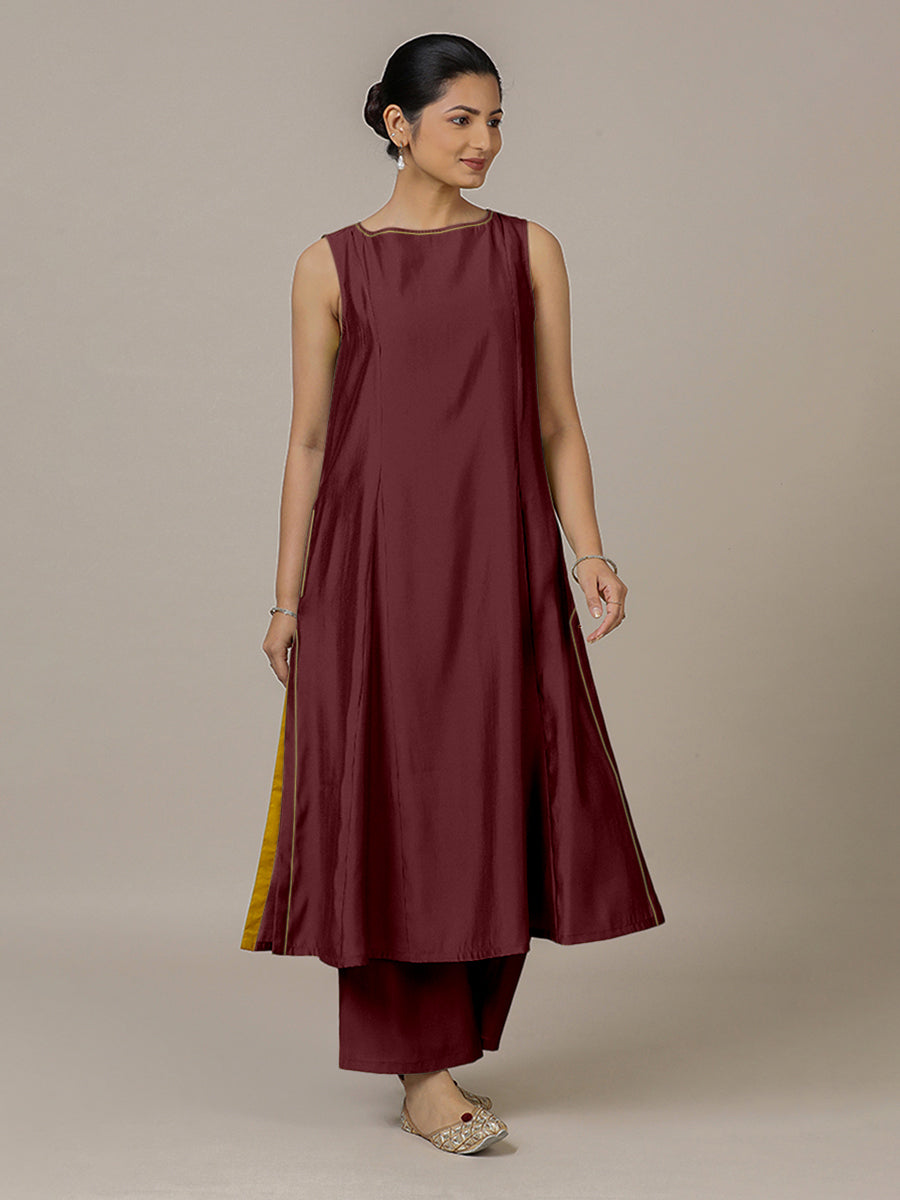 Sarah x Rozaana Kurta, in Maroon Viscose, featuring sleeveless and boat neckline, made for daily & work (view 7).