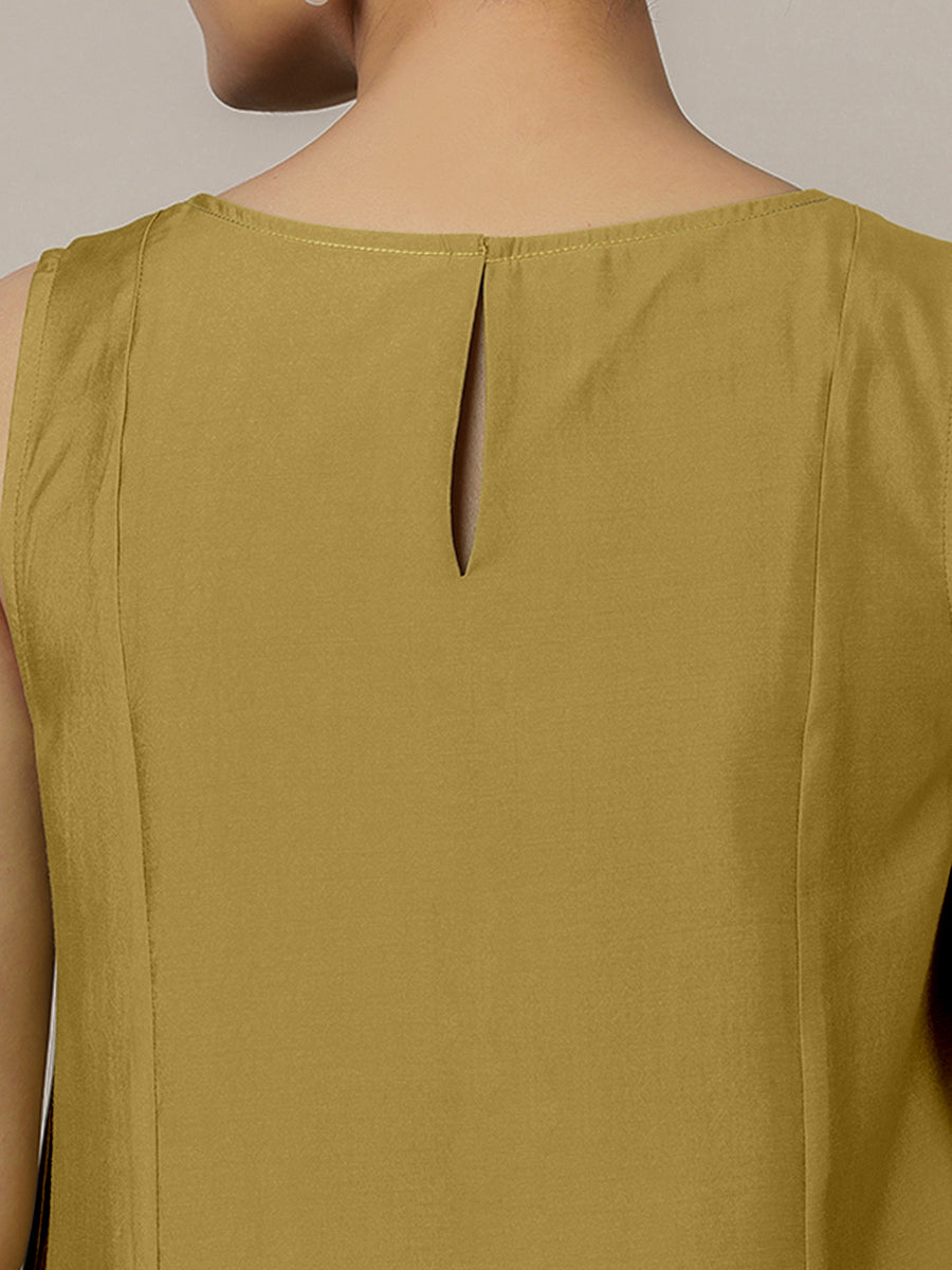 Sarah x Rozaana Kurta, in Yellow Viscose, featuring sleeveless and boat neckline, made for daily & work (view 3).