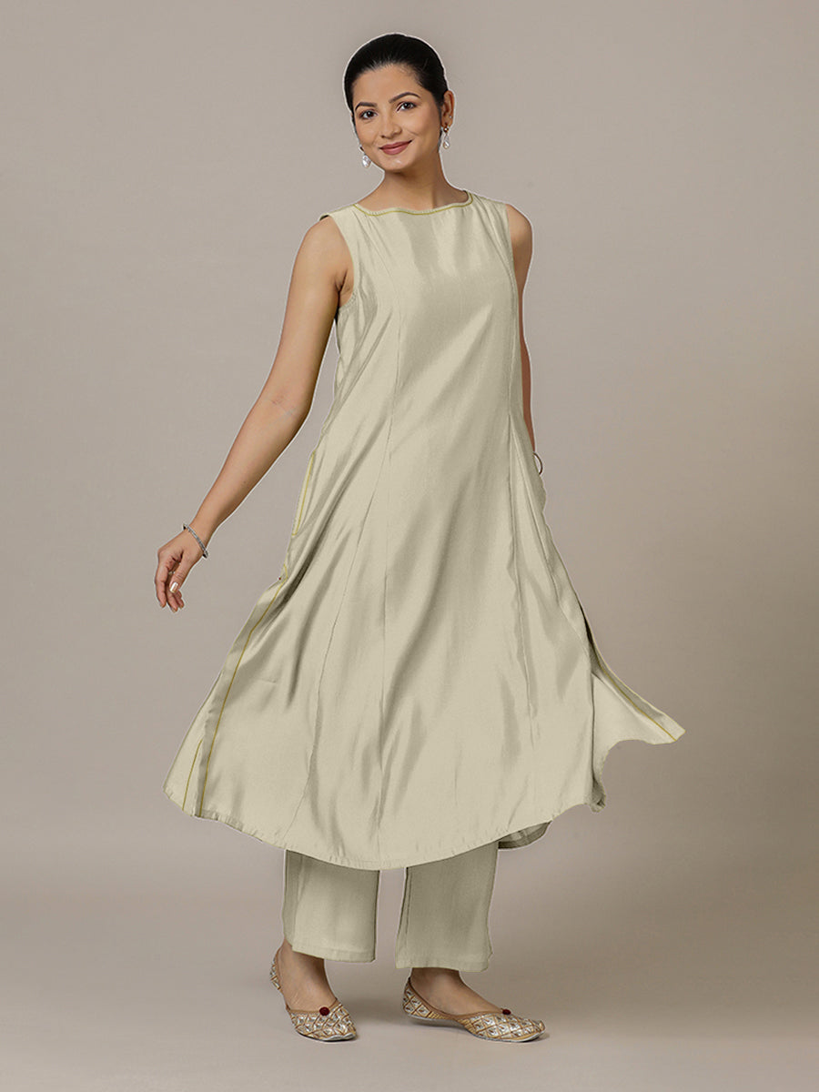 Sarah x Rozaana Kurta, in Cream Viscose, featuring sleeveless and boat neckline, made for daily & work (view 7).