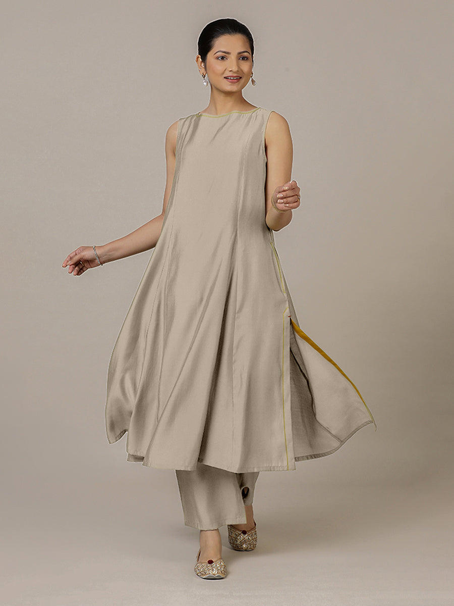 Sarah x Rozaana Kurta, in Grey Viscose, featuring sleeveless and boat neckline, made for daily & work (view 5).