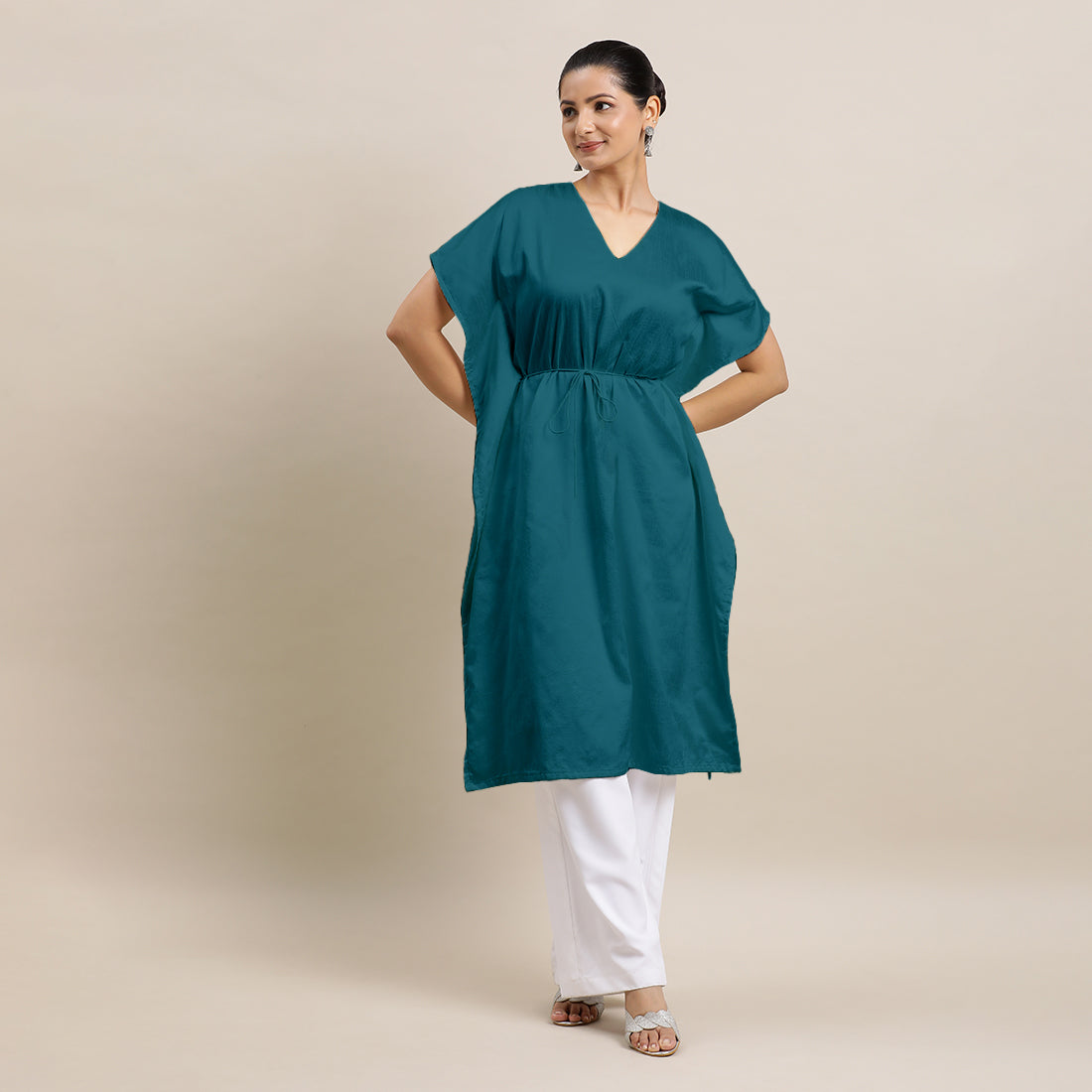 Siya x Rozaana Kurta, in Green Viscose, featuring elbow sleeves and v-neckline, made for daily & work.