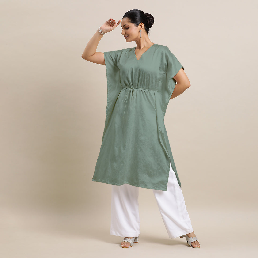 Siya x Rozaana Kurta, in Green Viscose, featuring elbow sleeves and v-neckline, made for daily & work.