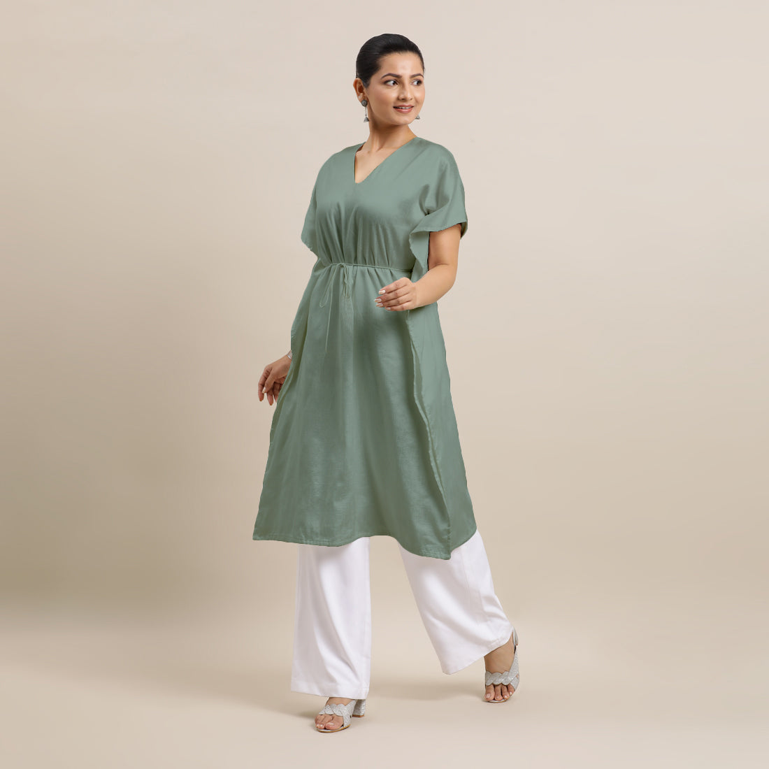 Siya x Rozaana Kurta, in Green Viscose, featuring elbow sleeves and v-neckline, made for daily & work (view 6).