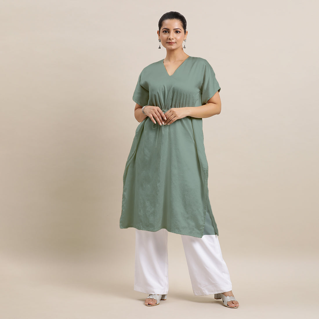 Siya x Rozaana Kurta, in Green Viscose, featuring elbow sleeves and v-neckline, made for daily & work (view 7).