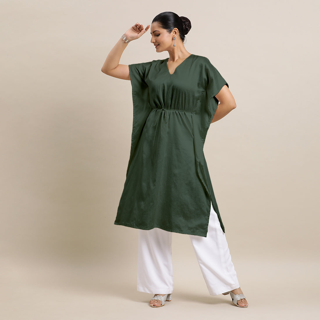 Siya x Rozaana Kurta, in Green Viscose, featuring elbow sleeves and v-neckline, made for daily & work (view 4).