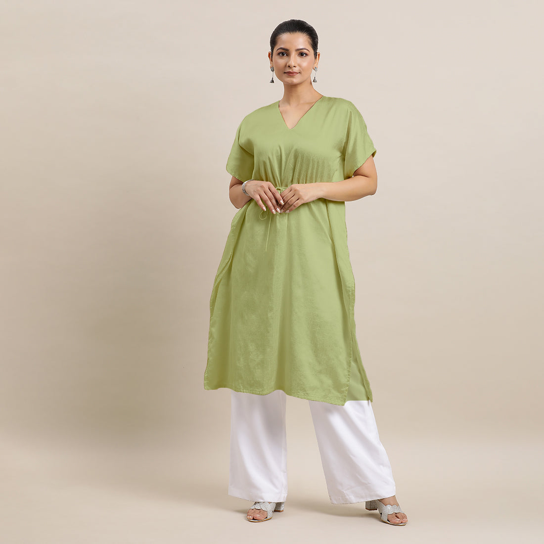Siya x Rozaana Kurta, in Green Viscose, featuring elbow sleeves and v-neckline, made for daily & work (view 7).