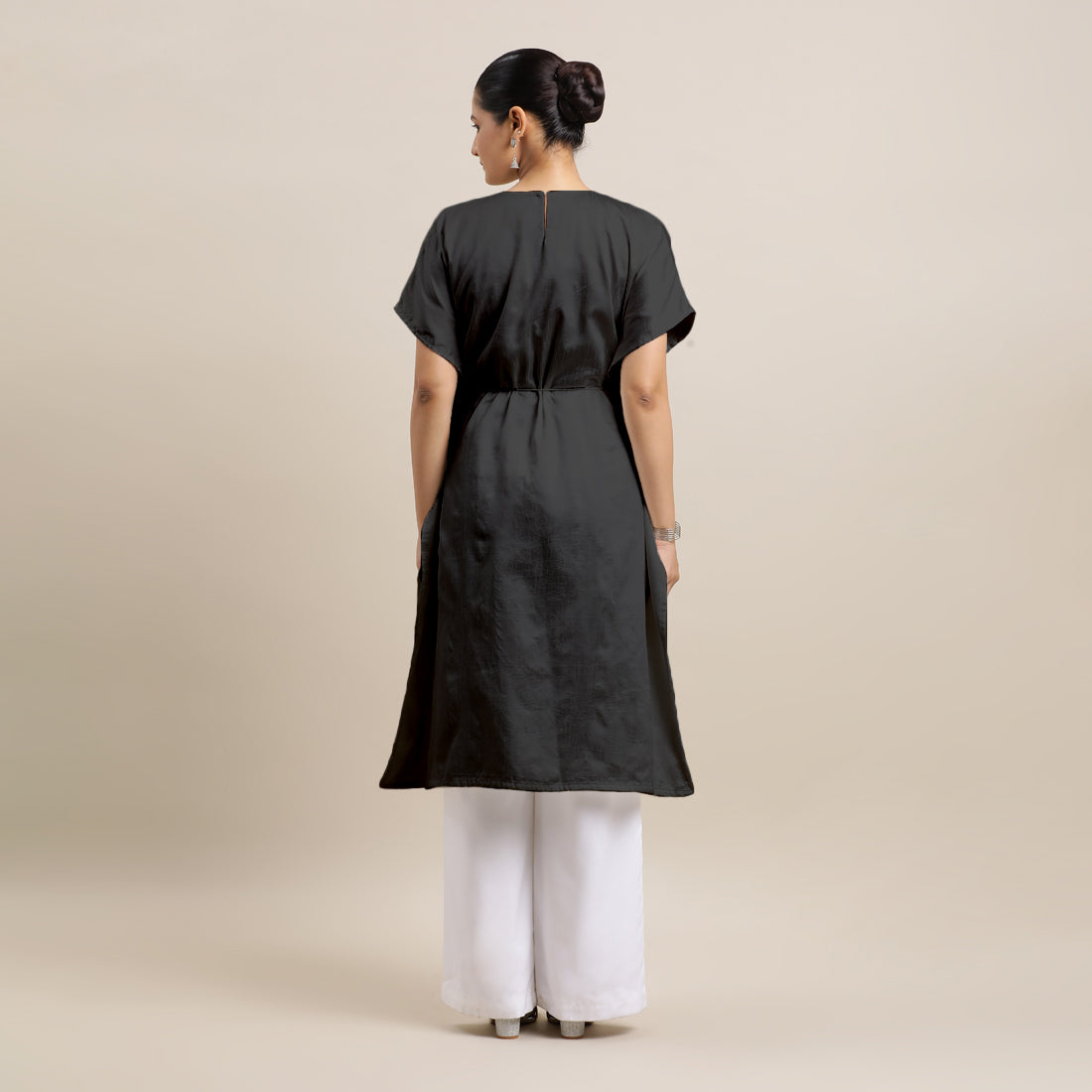 Siya x Rozaana Kurta, in Black Viscose, featuring elbow sleeves and v-neckline, made for daily & work (view 2).