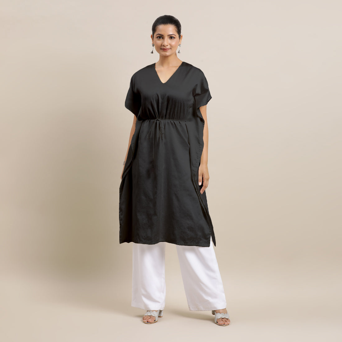 Siya x Rozaana Kurta, in Black Viscose, featuring elbow sleeves and v-neckline, made for daily & work (view 3).