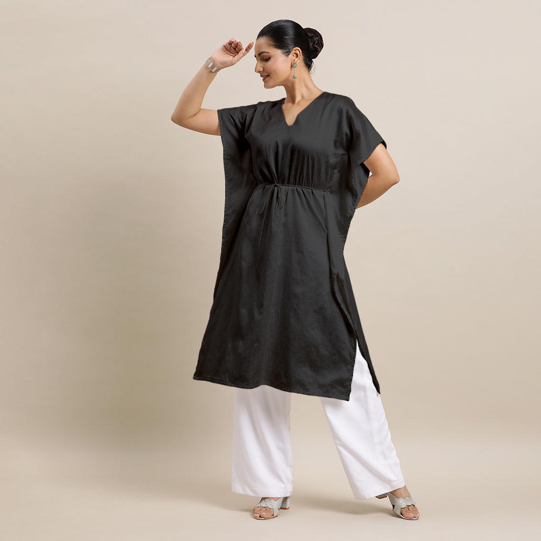 Siya x Rozaana Kurta, in Black Viscose, featuring elbow sleeves and v-neckline, made for daily & work (view 5).