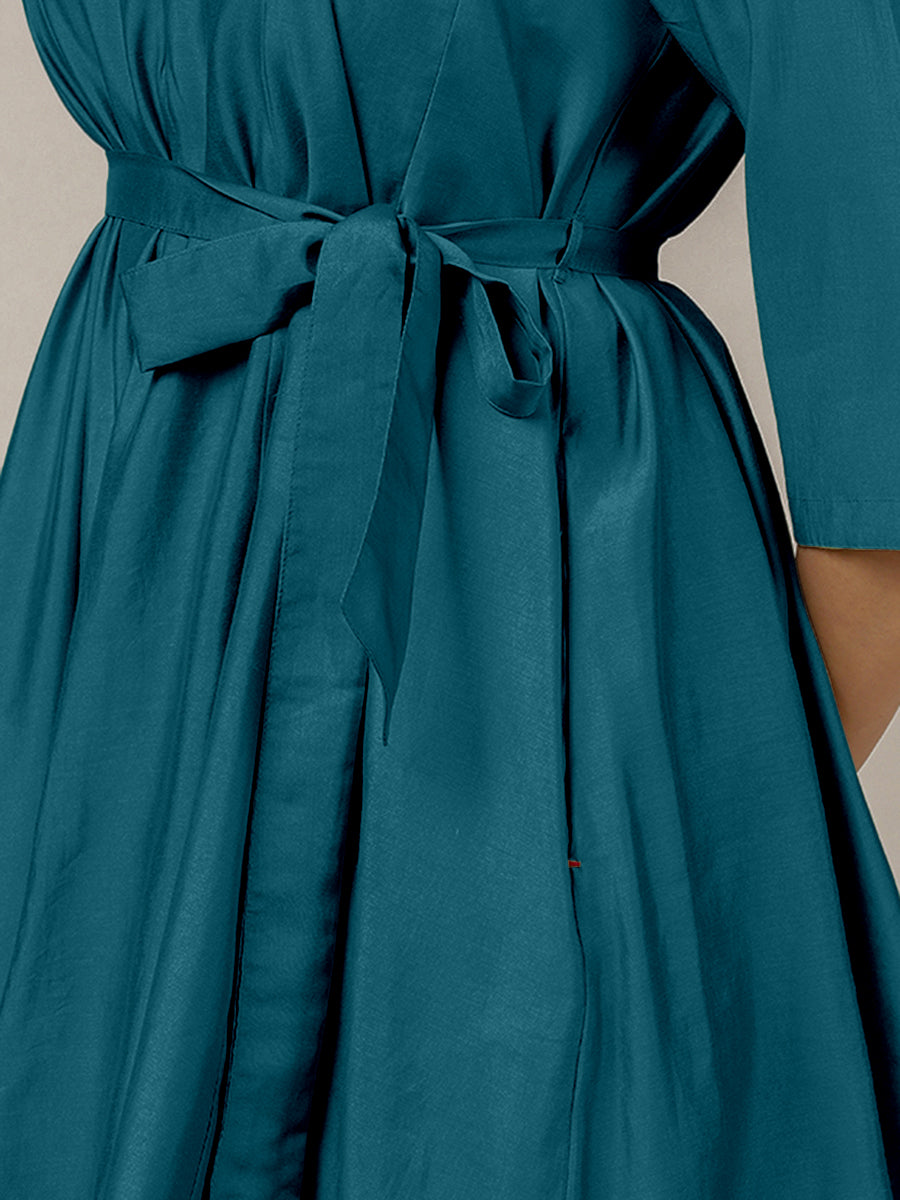 Tuhi x Rozaana Kurta, in Blue Viscose, featuring three quarter sleeves and v-neckline, made for daily & work (view 4).