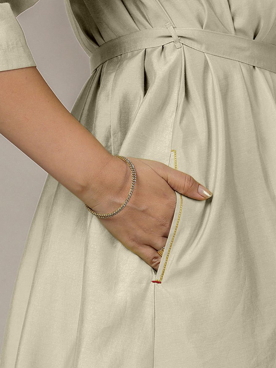 Tuhi x Rozaana Kurta, in Cream Viscose, featuring three quarter sleeves and v-neckline, made for daily & work (view 5).