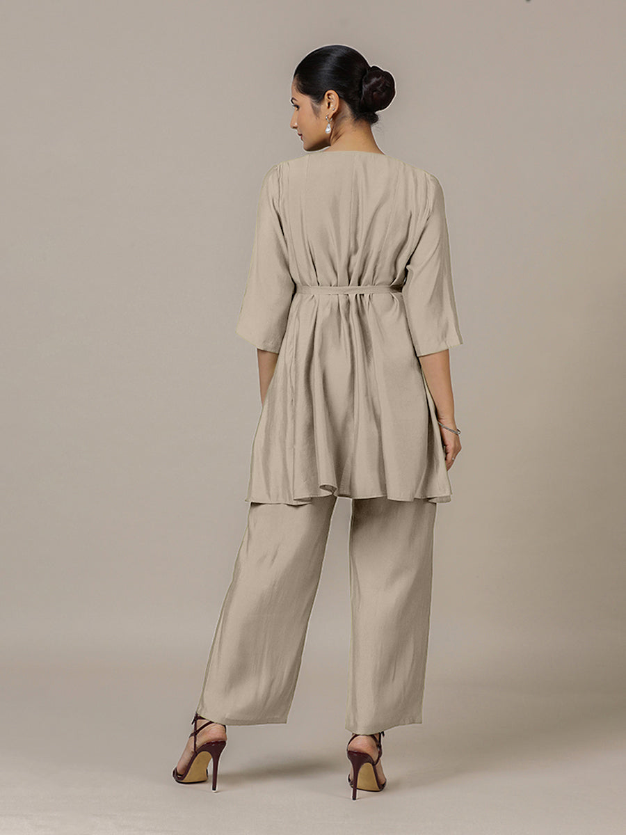 Tuhi x Rozaana Kurta, in Grey Viscose, featuring three quarter sleeves and v-neckline, made for daily & work (view 2).