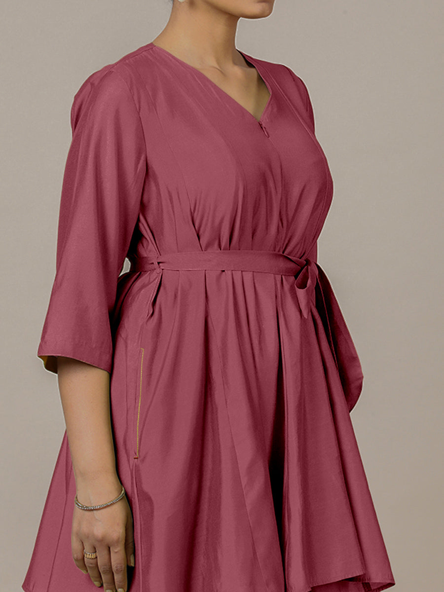 Tuhi x Rozaana Kurta, in Pink Viscose, featuring three quarter sleeves and v-neckline, made for daily & work (view 3).