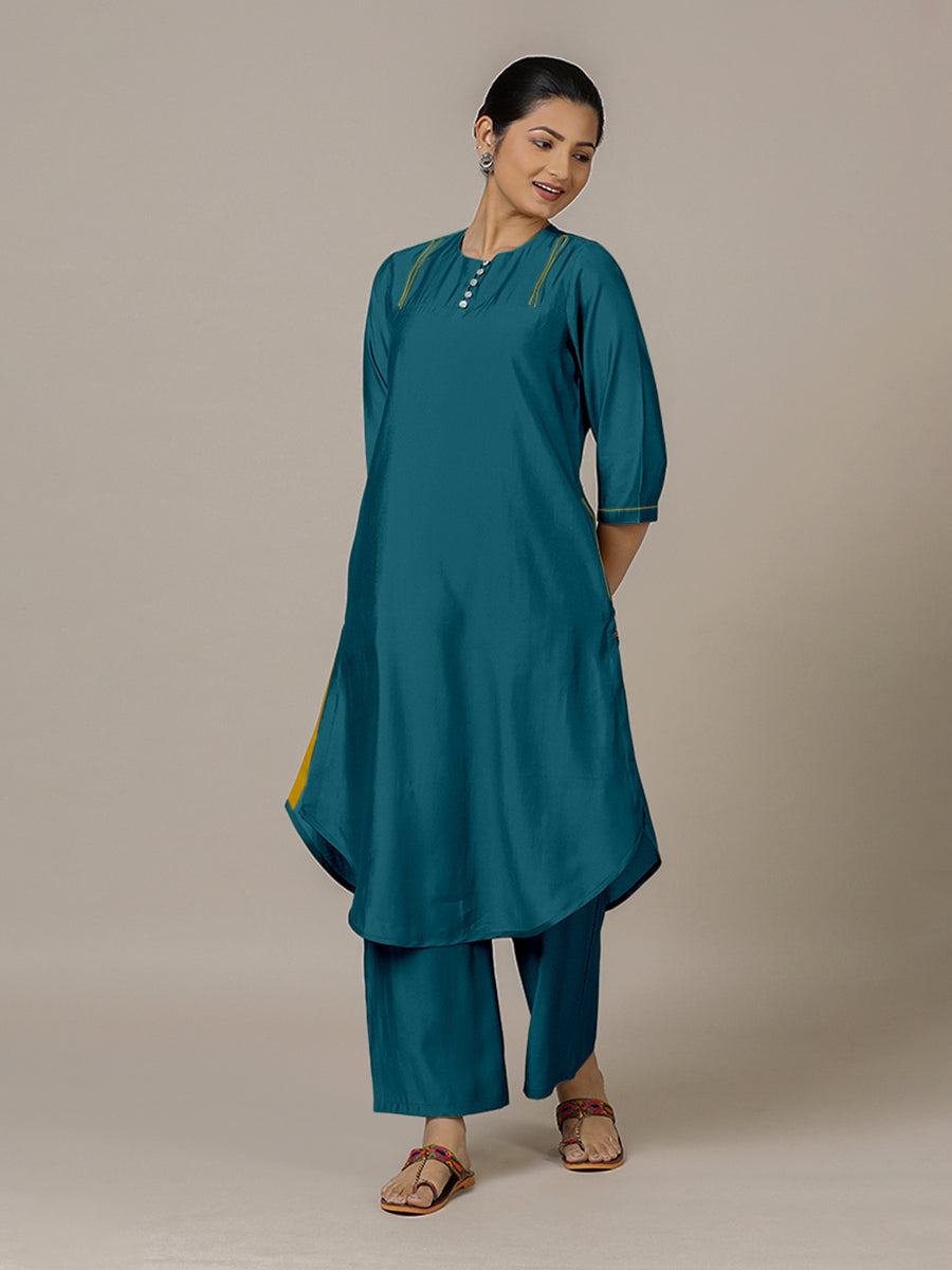 Urvi x Rozaana Kurta, in Blue Viscose, featuring three quarter sleeves and round neckline, made for daily & work (view 5).