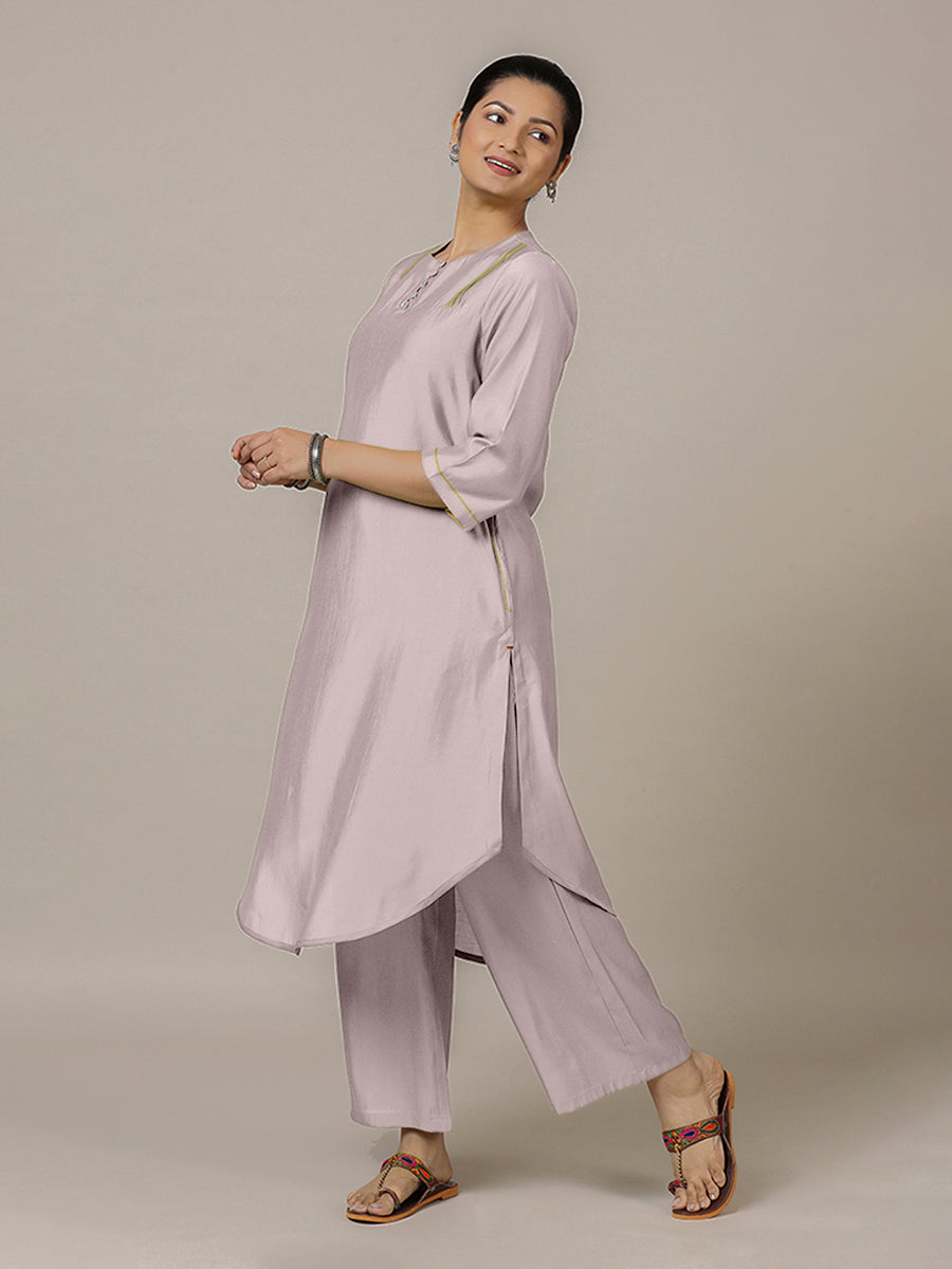 Urvi x Rozaana Kurta, in Purple Viscose, featuring three quarter sleeves and round neckline, made for daily & work (view 6).