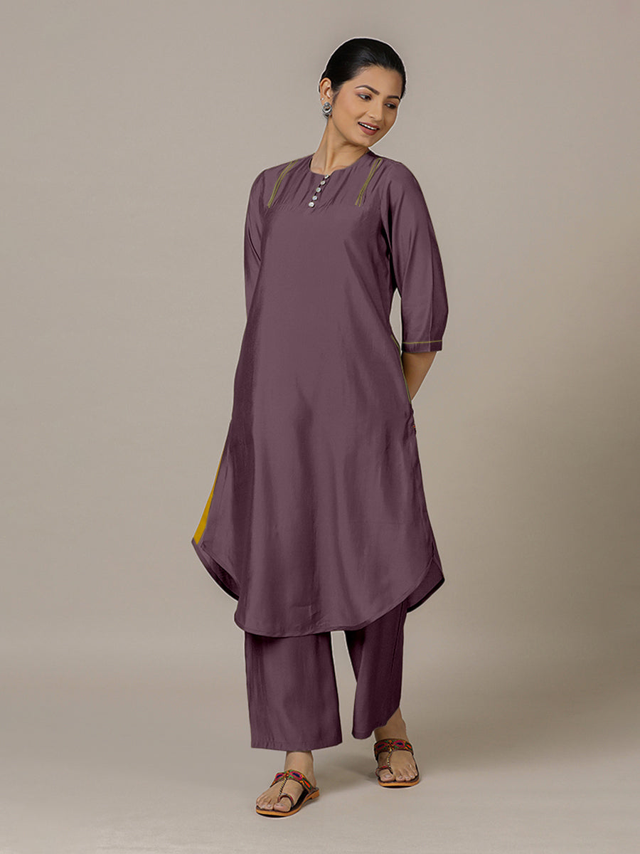 Urvi x Rozaana Kurta, in Purple Viscose, featuring three quarter sleeves and round neckline, made for daily & work (view 5).