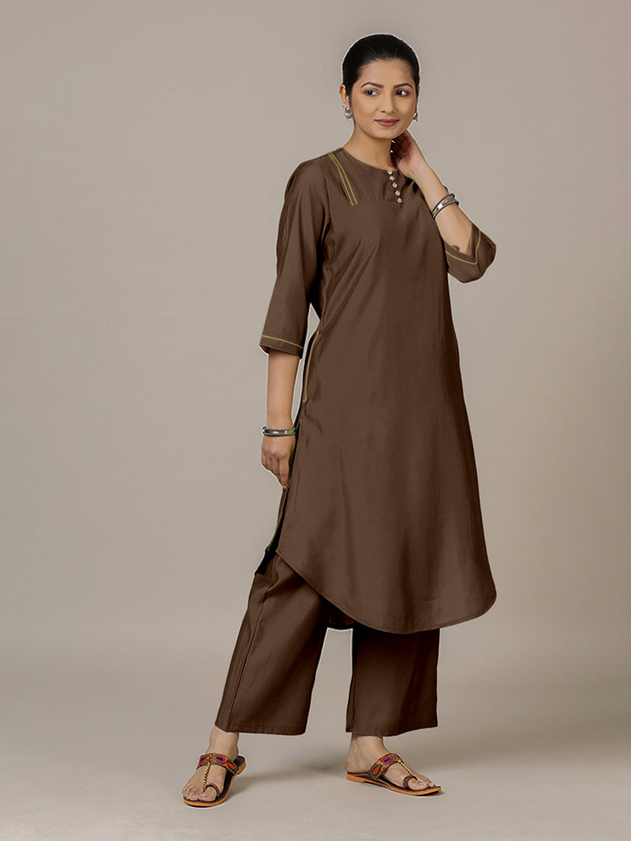 Urvi x Rozaana Kurta, in Brown Viscose, featuring three quarter sleeves and round neckline, made for daily & work (view 7).