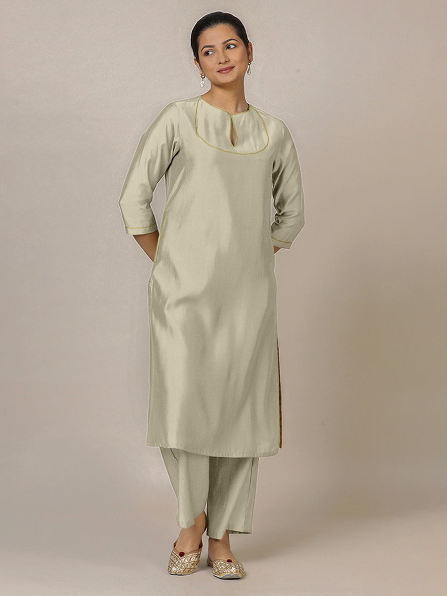 Zoya x Rozaana Kurta, in Cream Viscose, featuring three quarter sleeves and keyhole neckline, made for daily & work (view 5).