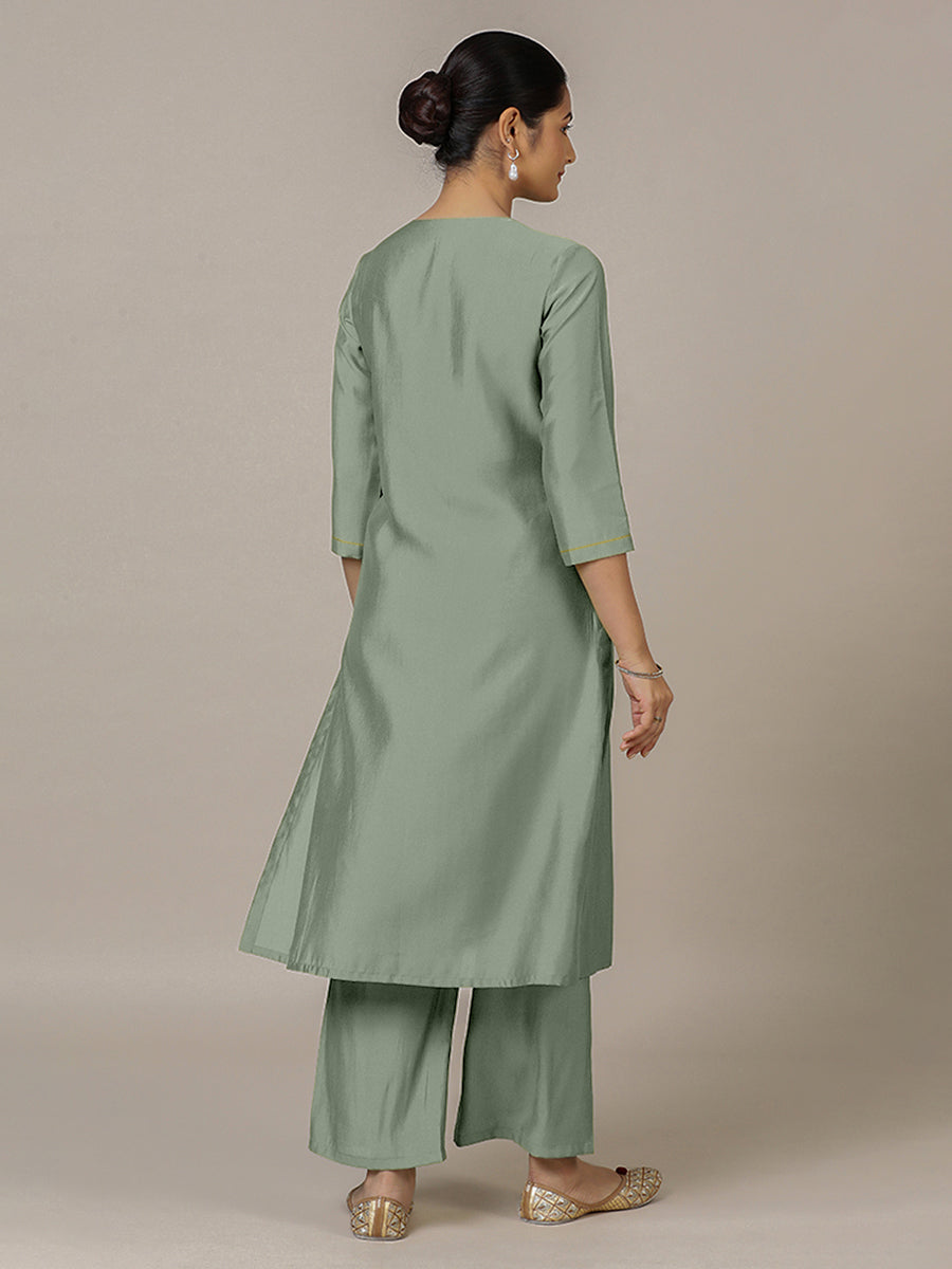 Zoya x Rozaana Kurta, in Green Viscose, featuring three quarter sleeves and keyhole neckline, made for daily & work (view 2).