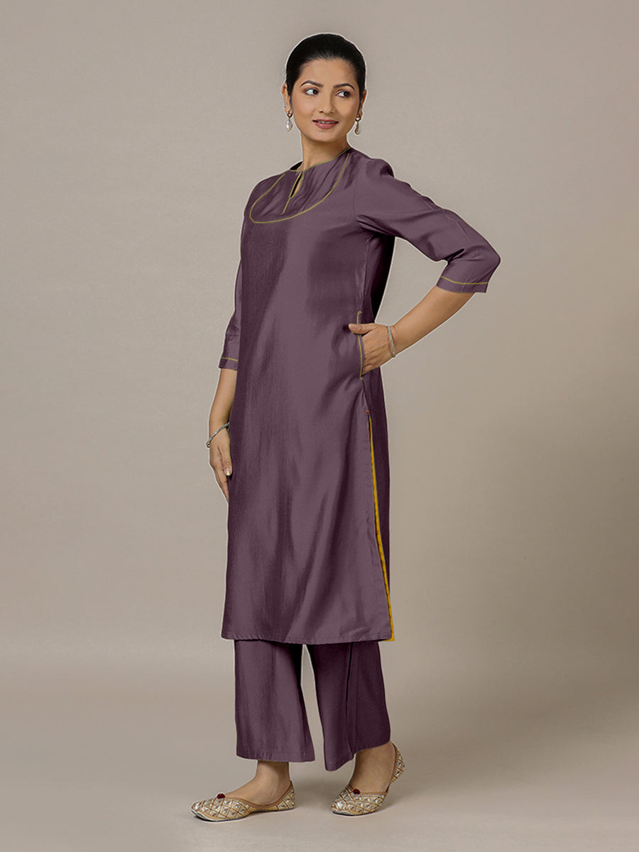 Zoya x Rozaana Kurta, in Purple Viscose, featuring three quarter sleeves and keyhole neckline, made for daily & work.