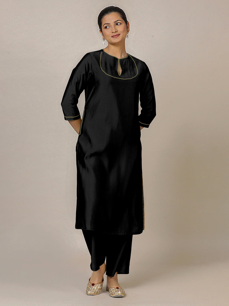 Zoya x Rozaana Kurta, in Black Viscose, featuring three quarter sleeves and keyhole neckline, made for daily & work (view 5).