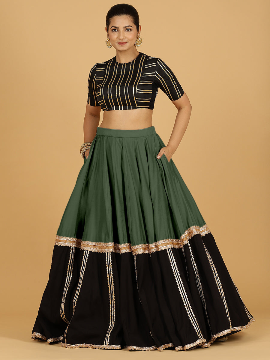 Mastani x Tyohaar Lehenga Skirt, in Green 80% Viscose 20% Polyester, made for party & festive (view 3).