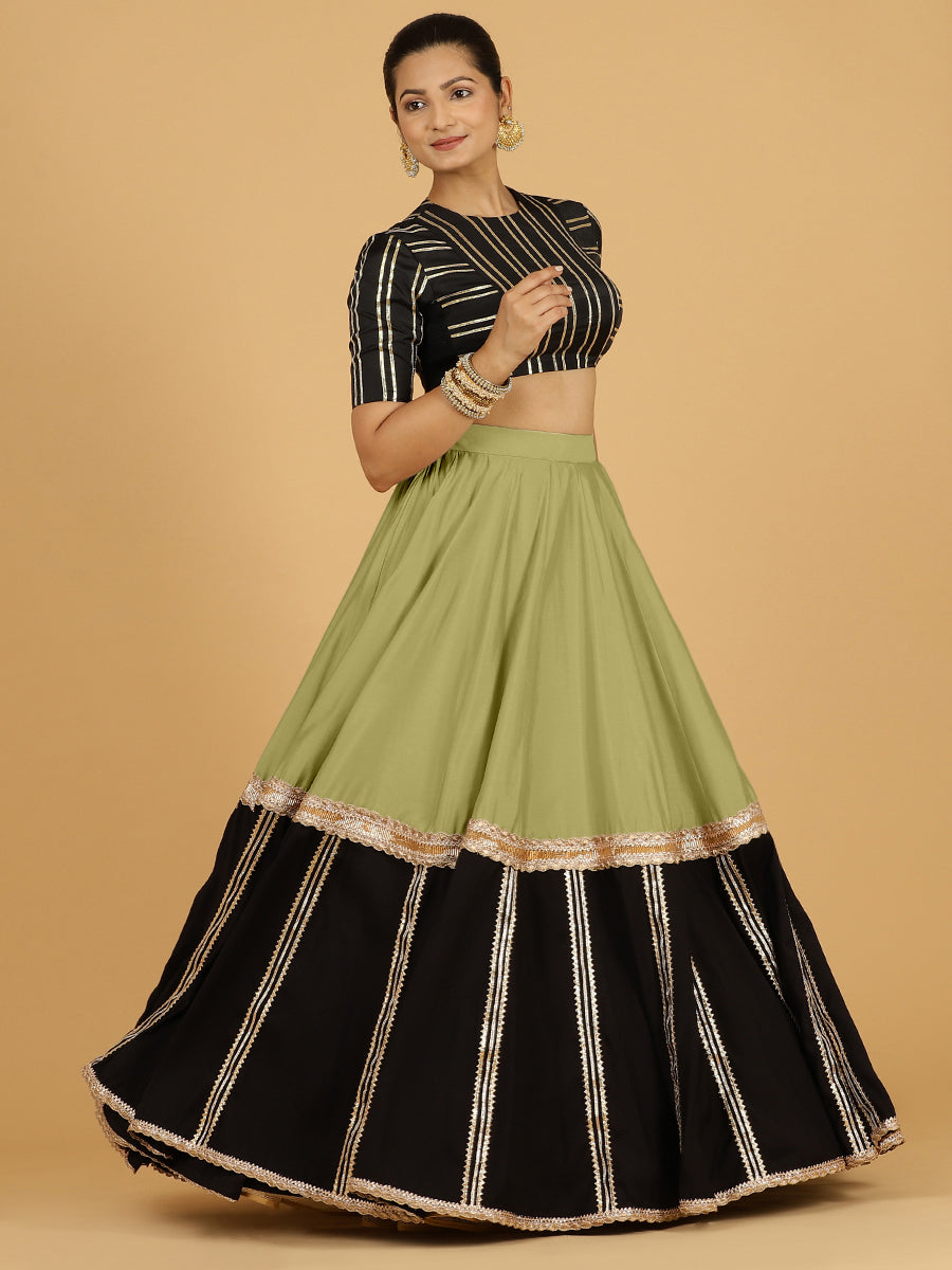 Mastani x Tyohaar Lehenga Skirt, in Green 80% Viscose 20% Polyester, made for party & festive (view 5).