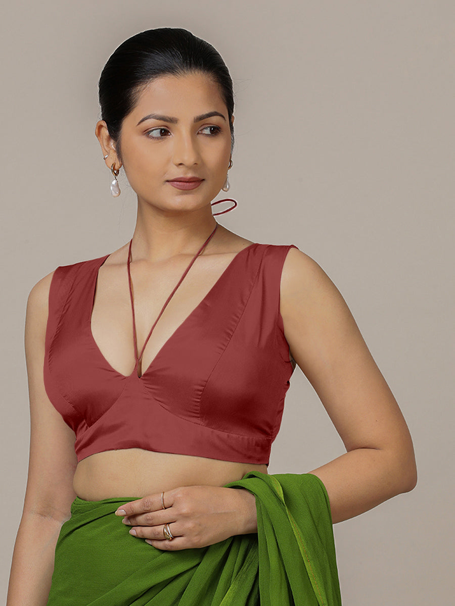 Ahana x Rozaana Saree Blouse, in Red Vegan Silk, featuring sleeveless and tie-up neckline, made for party & festive (view 3).