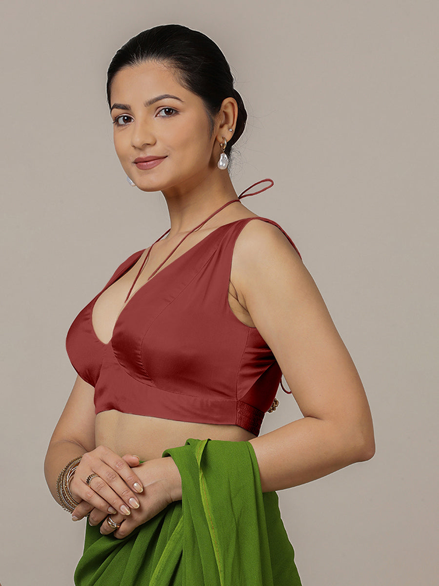 Ahana x Rozaana Saree Blouse, in Red Vegan Silk, featuring sleeveless and tie-up neckline, made for party & festive (view 4).