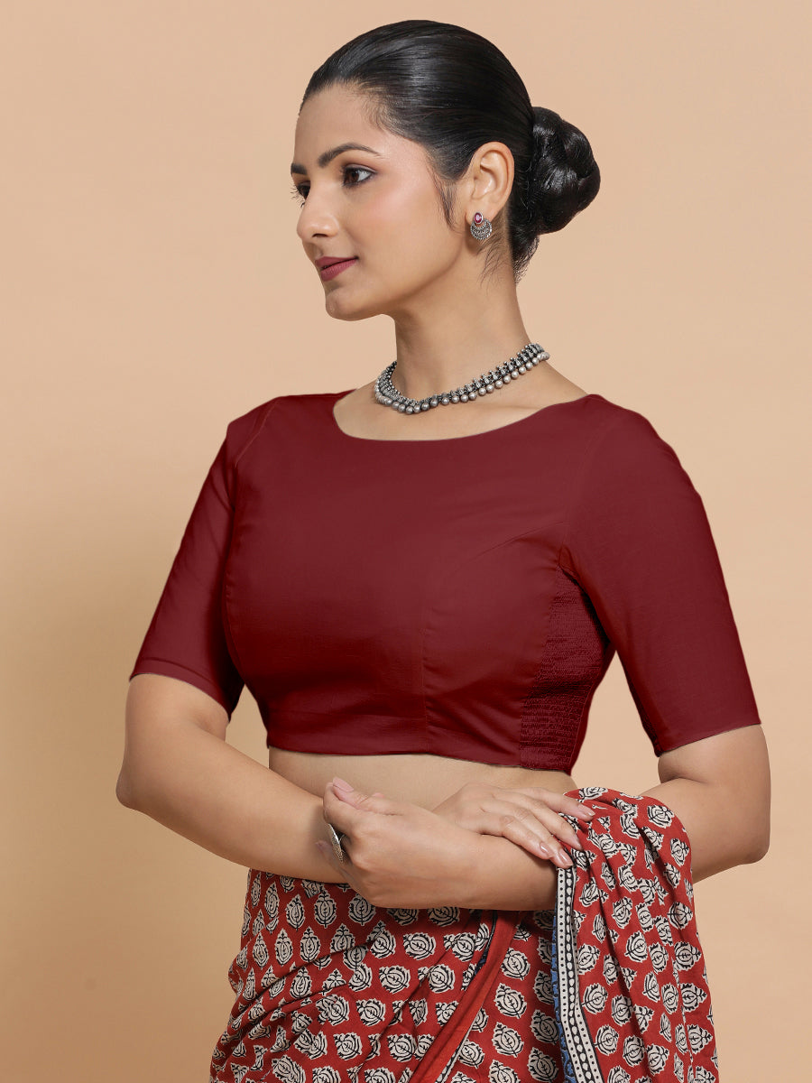 Alka x Rozaana Saree Blouse, in Red Linen, featuring elbow sleeves and boat neckline, made for daily & work (view 5).