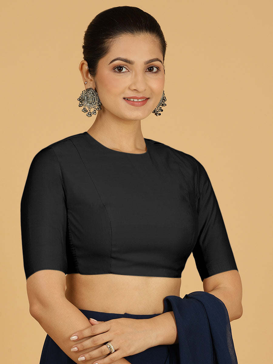 Amisha x Rozaana Saree Blouse, in Black Viscose, featuring elbow sleeves and jewel neckline, made for daily & work (view 5).