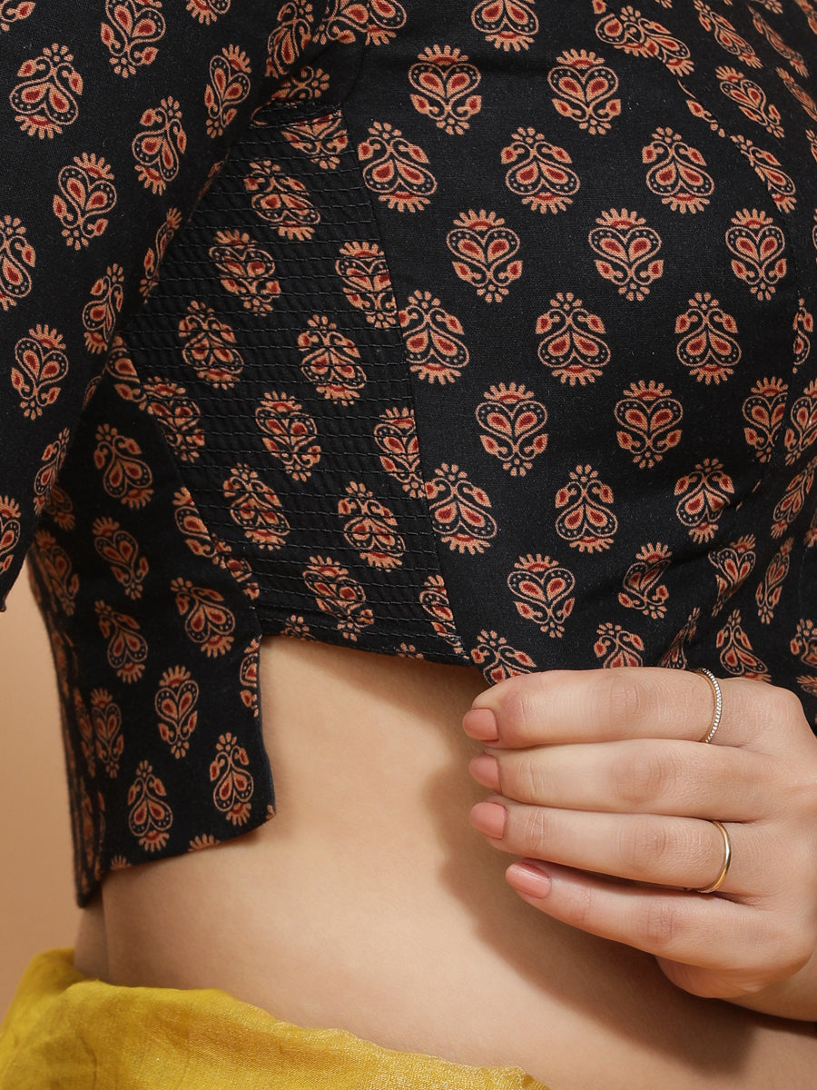 Binal x Rozaana Saree Blouse, in Black Cotton, featuring elbow sleeves and round neckline, made for daily & work (view 3).