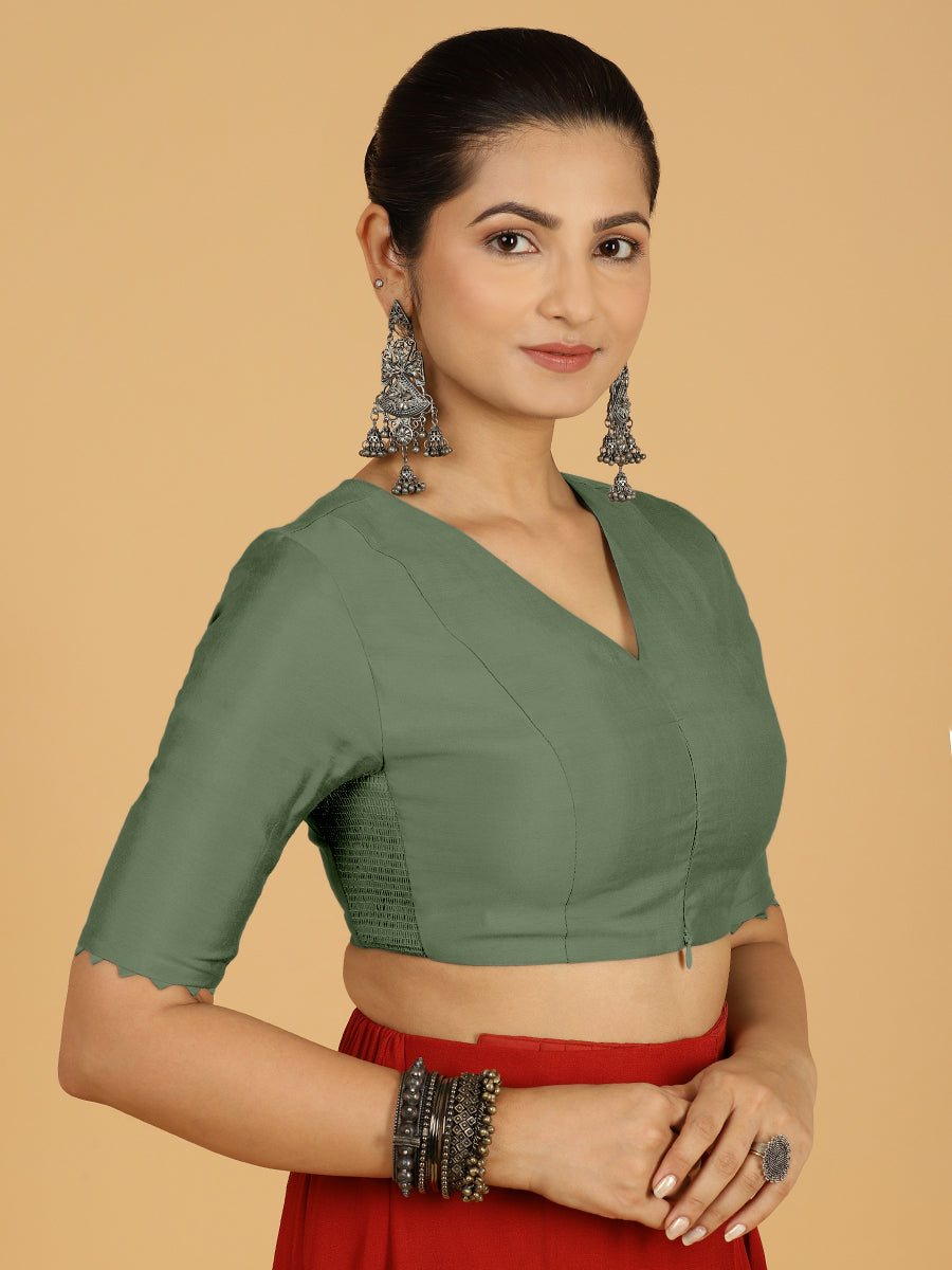 Divya x Rozaana Saree Blouse, in Green Viscose, featuring elbow sleeves and v-neckline, made for daily & work (view 6).