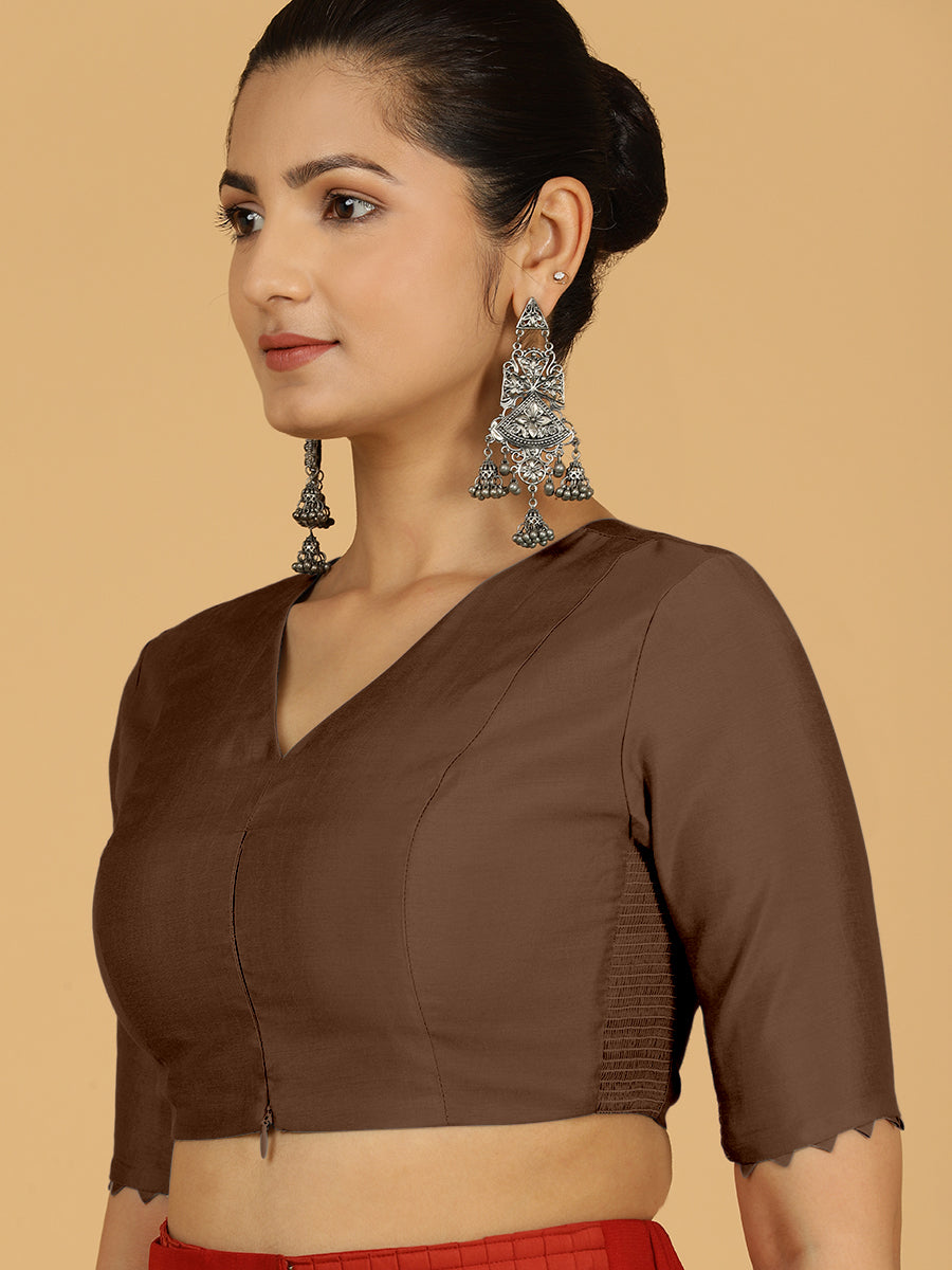 Divya x Rozaana Saree Blouse, in Brown Viscose, featuring elbow sleeves and v-neckline, made for daily & work (view 5).
