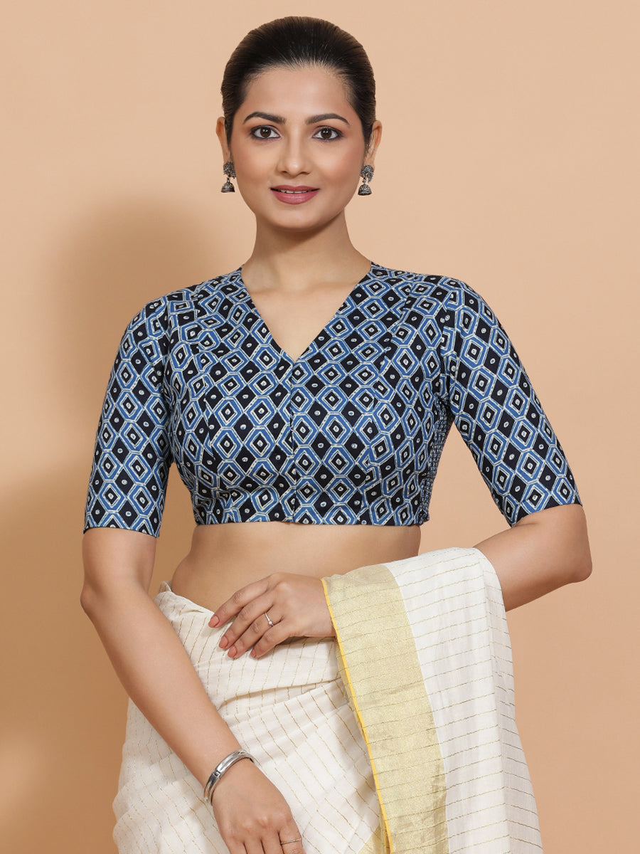 Gitanjali x Rozaana Saree Blouse, in Blue Cotton, featuring elbow sleeves and v-neckline, made for daily & work (view 5).