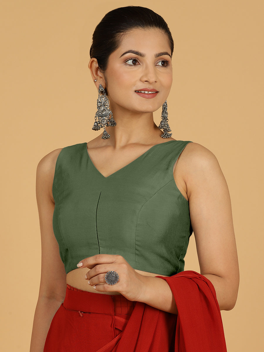 Hema x Rozaana Saree Blouse, in Green Viscose, featuring sleeveless and v-neckline, made for daily & work (view 4).