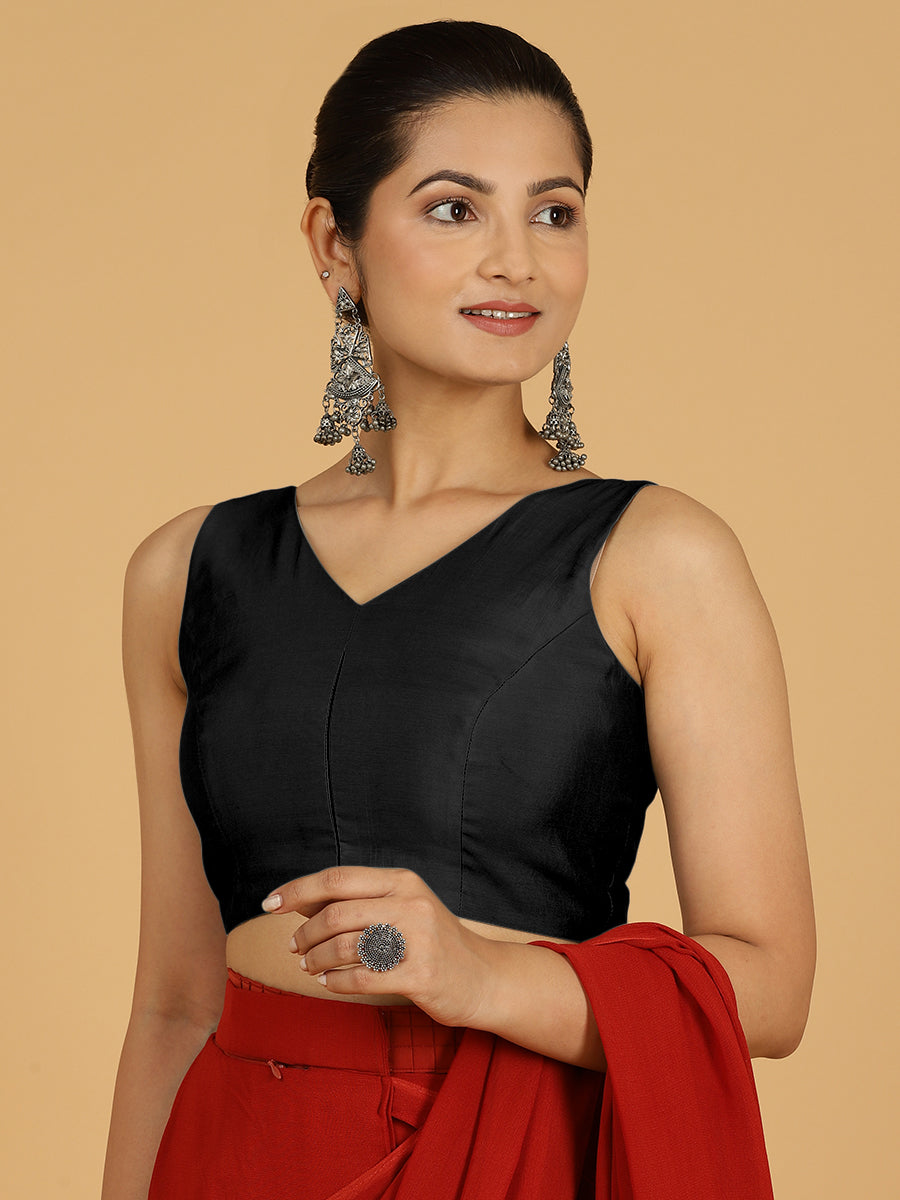 Hema x Rozaana Saree Blouse, in Black Viscose, featuring sleeveless and v-neckline, made for daily & work (view 4).