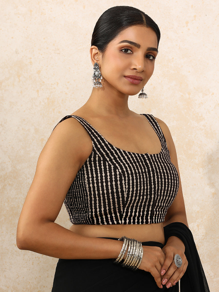 Jiva x Rozaana Saree Blouse, in Black 100% Cotton - Block Printed, featuring sleeveless and round neckline (view 6).