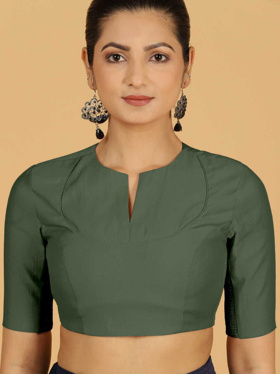 Karishma x Rozaana Saree Blouse, in Green Viscose, featuring elbow sleeves and jewel neckline, made for daily & work (view 5).
