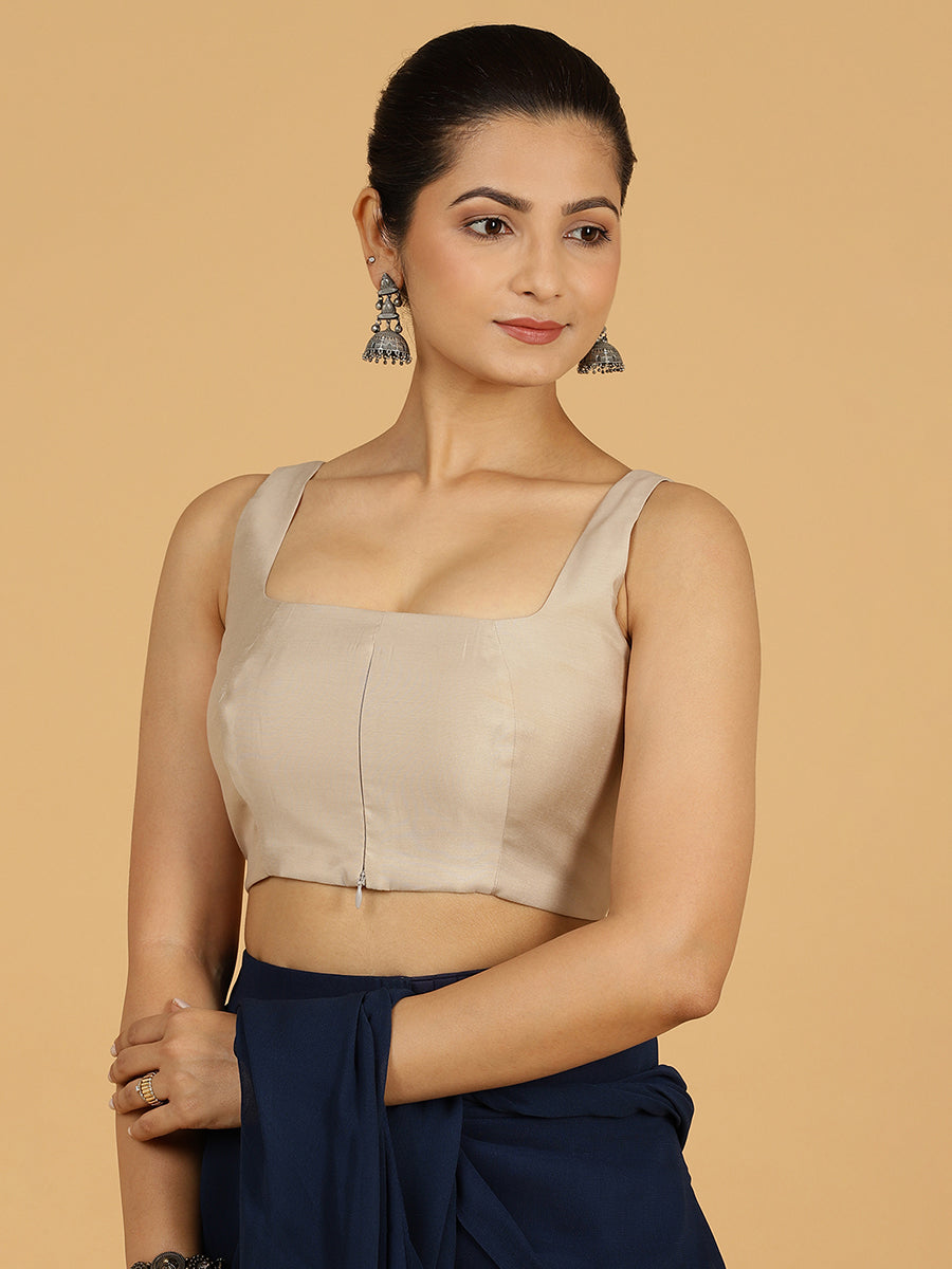 Kasturi x Rozaana Saree Blouse, in Grey Viscose, featuring sleeveless and square neckline, made for daily & work (view 7).