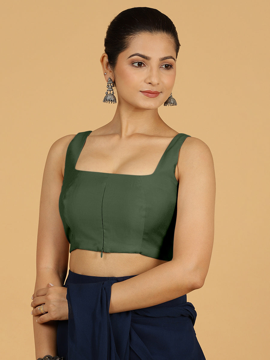 Kasturi x Rozaana Saree Blouse, in Green Viscose, featuring sleeveless and square neckline, made for daily & work (view 7).