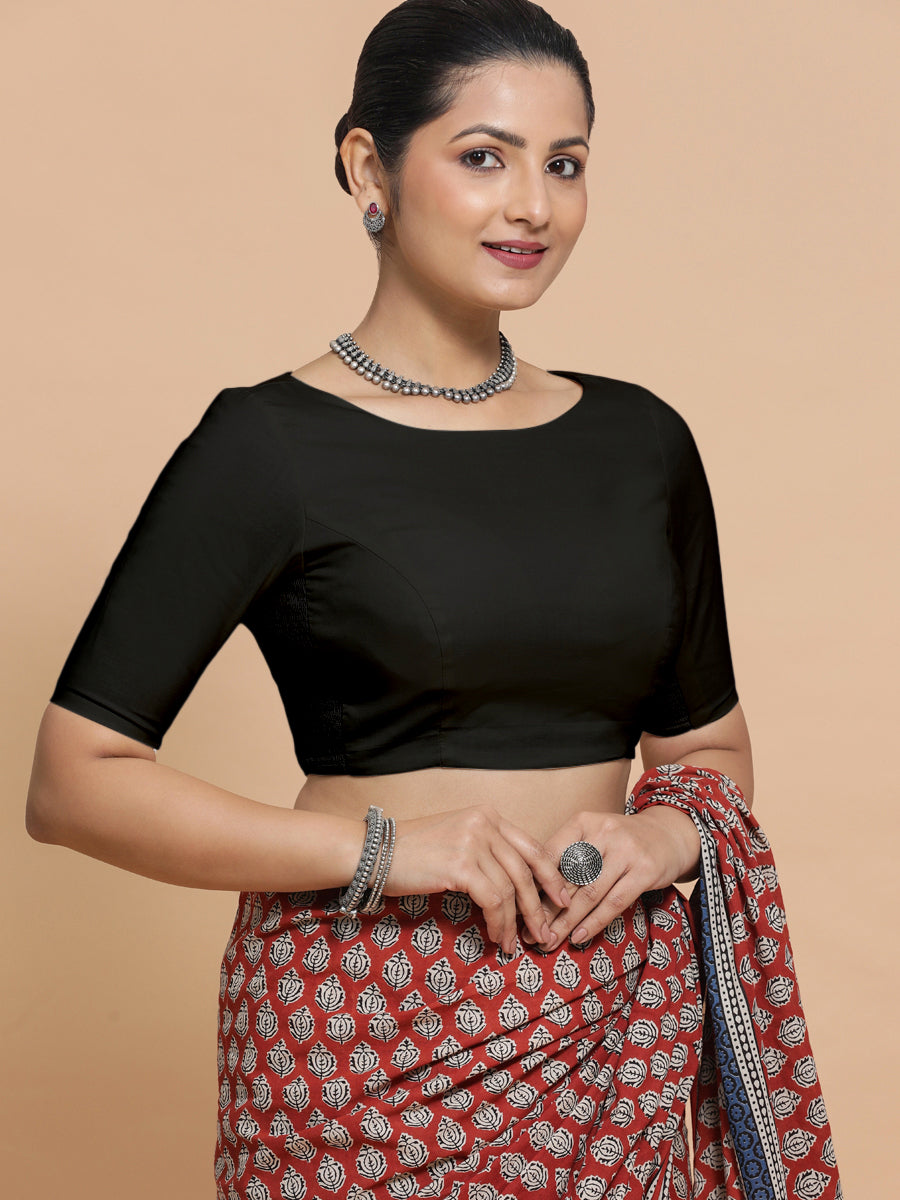 Kumud x Rozaana Saree Blouse, in Black Cotton, featuring elbow sleeves and boat neckline, made for daily & work (view 7).