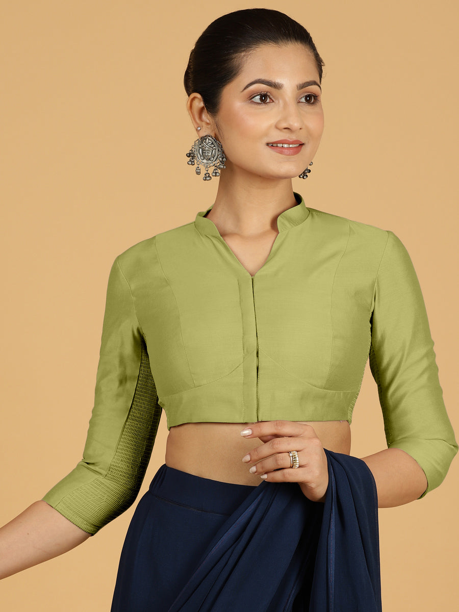 Maya x Rozaana Saree Blouse, in Green Viscose, featuring three quarter sleeves and sweetheart neckline (view 7).