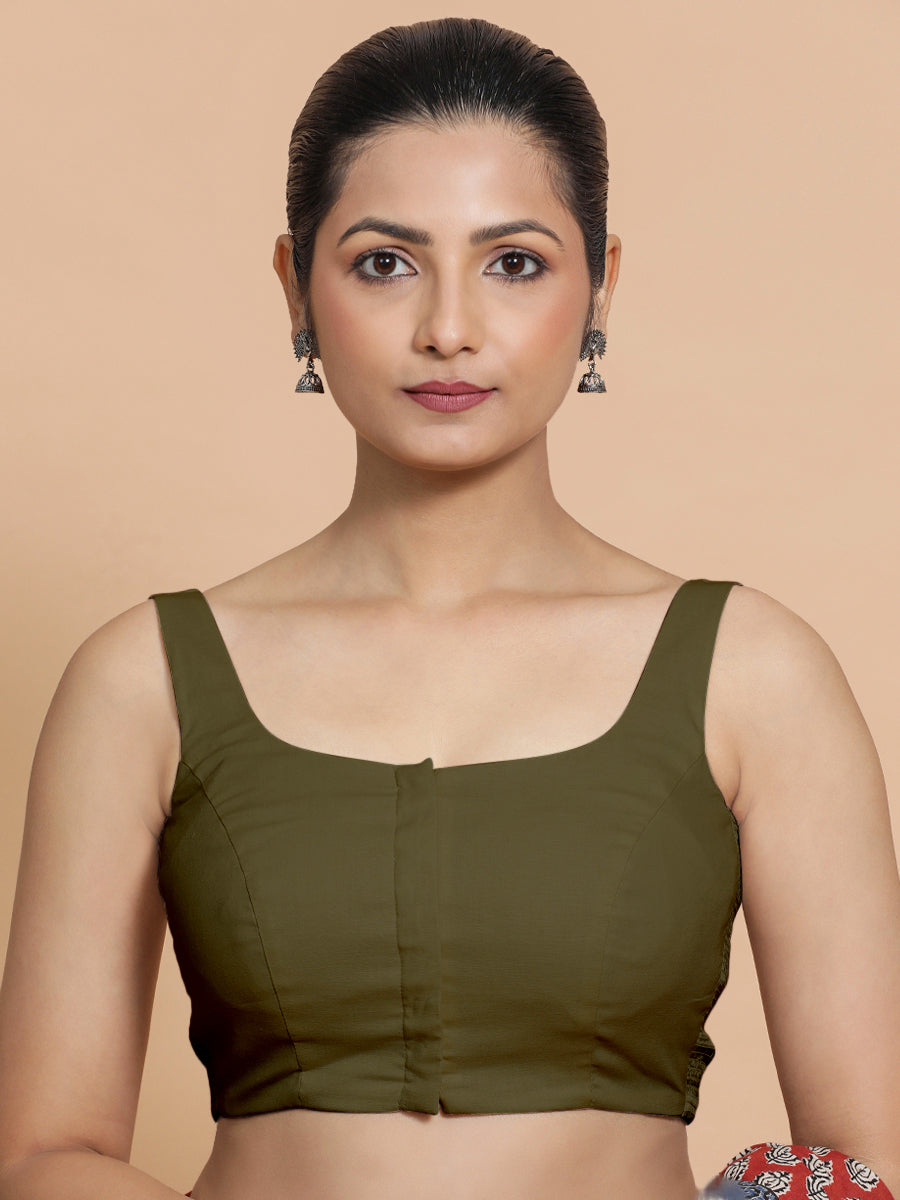 Nisha x Rozaana Saree Blouse, in Green Linen, featuring sleeveless and round neckline, made for daily & work (view 4).