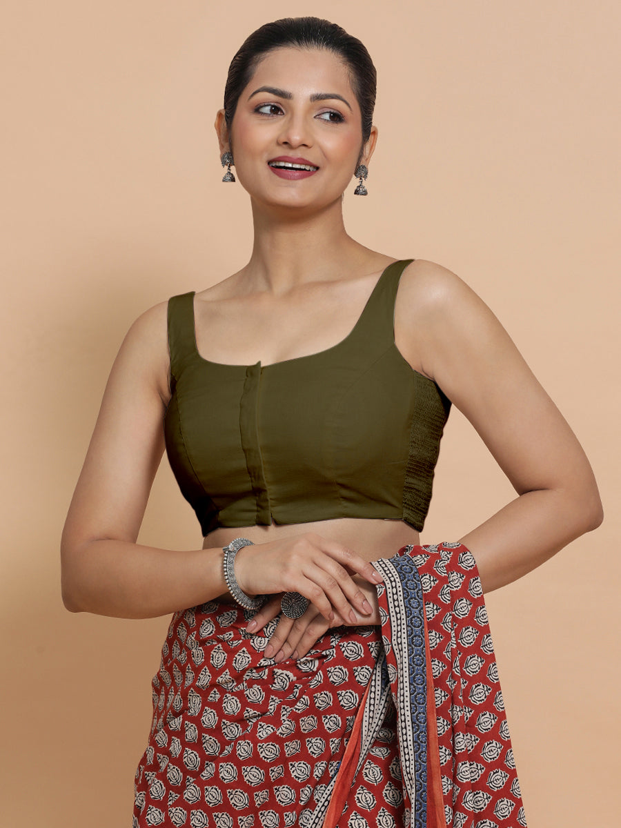 Nisha x Rozaana Saree Blouse, in Green Linen, featuring sleeveless and round neckline, made for daily & work (view 6).