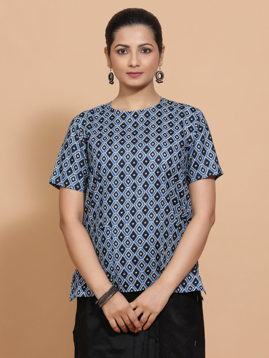 Pooja x Rozaana Saree Blouse, in Blue Cotton, featuring short sleeves and jewel neckline, made for daily & work (view 5).