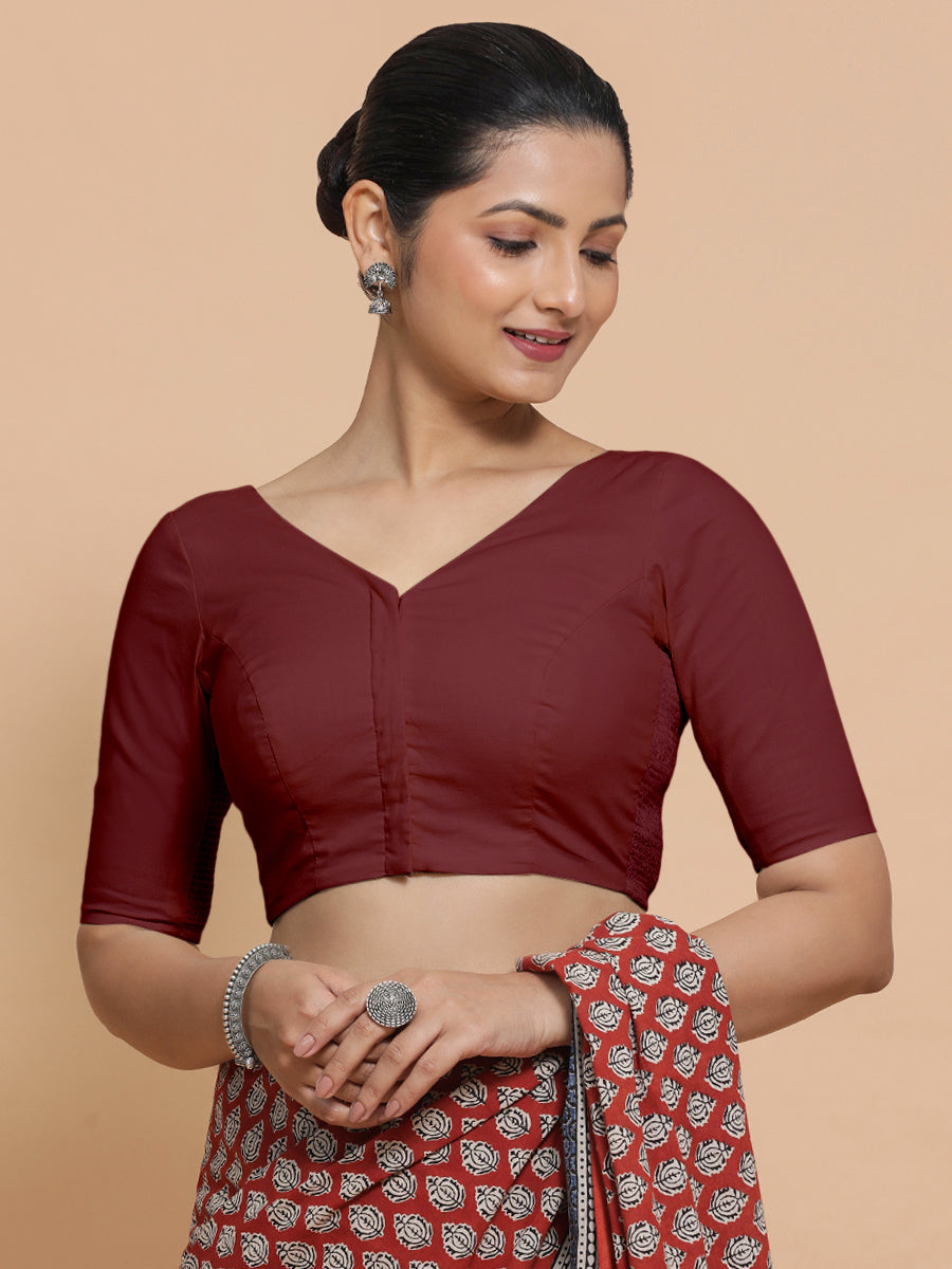 Pragya x Rozaana Saree Blouse, in Maroon Cotton, featuring elbow sleeves and v-neckline, made for daily & work (view 5).