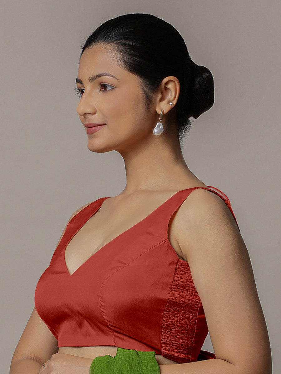 Raisa x Rozaana Saree Blouse, in Red Vegan Silk, featuring sleeveless and curved v-neckline, made for party & festive (view 4).