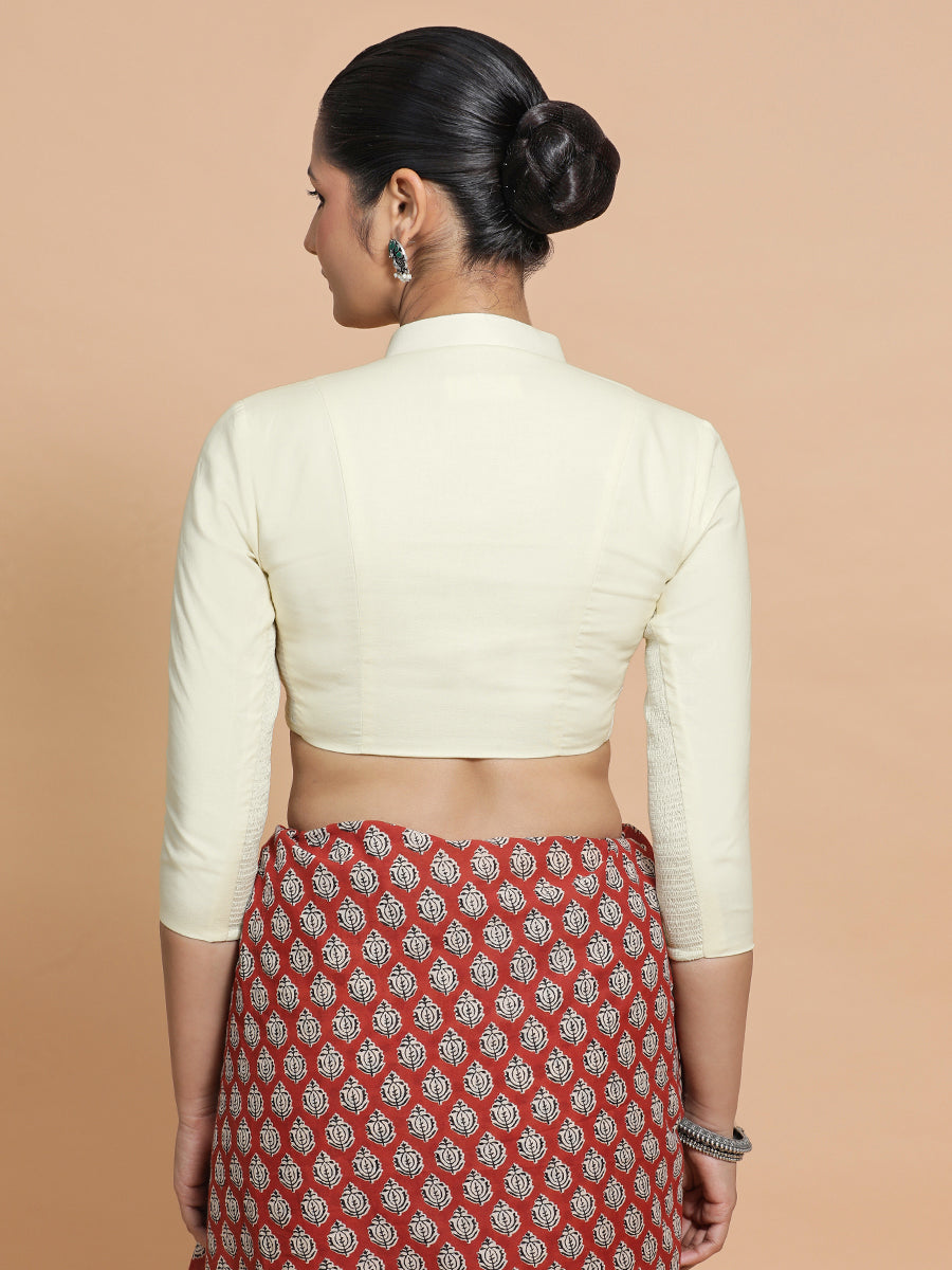Tripti x Rozaana Saree Blouse, in White Linen, featuring three quarter sleeves and mandarin collar neckline (view 2).